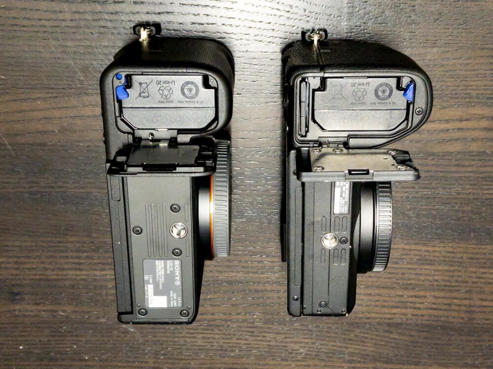 α7cとα6600電池スロット