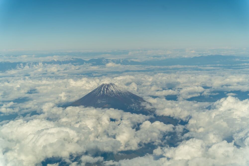 飛行機からの富士山