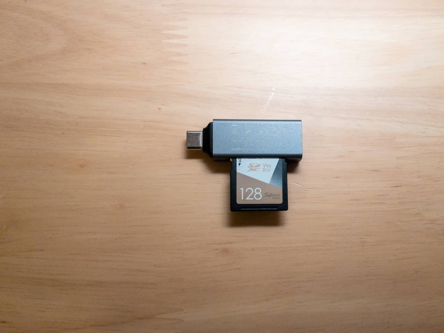 Anker USB-C 2-in-1 カードリーダー